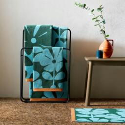 Rackhams Wildflower Blue Lagoon Towels - 50x90cm - thumbnail 2
