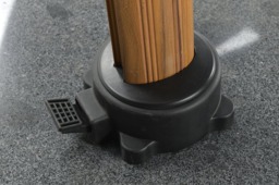Rackhams Hawaii Deluxe 300cm x 300cm Teak Effect Pole Square Cantilever Parasol with 90kg Moveable Granite Base - thumbnail 5