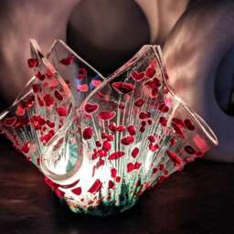 Rackhams Handmade Fused Glass Small Tealight Holder – Poppy Design - thumbnail 3