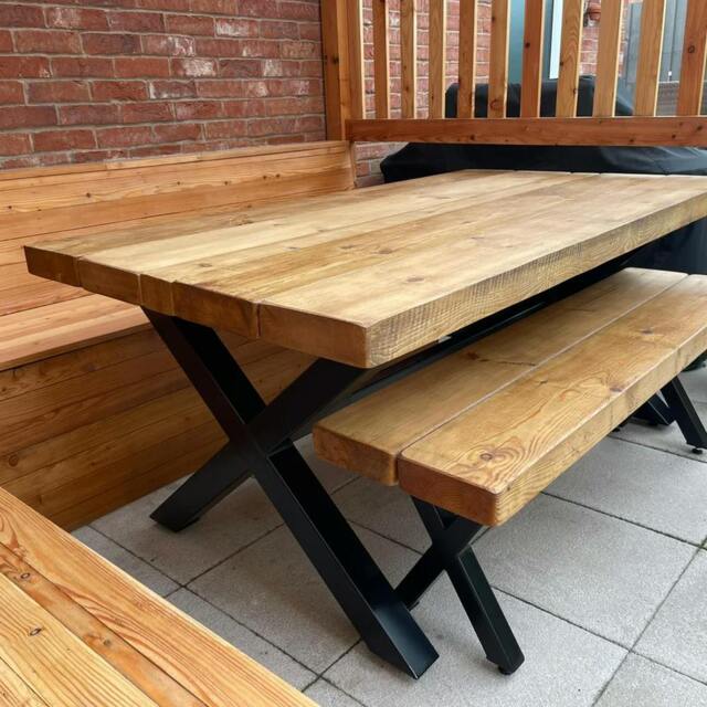 Rackhams Chunky & Sturdy Outdoor Bench - 170cm - image 1