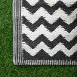 Rackhams 1.5m x 2.1m Atlantis Large Outdoor Alfresco Patio Rug Mat in Onyx - thumbnail 4