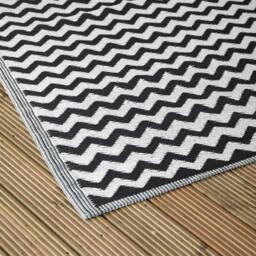 Rackhams 1.5m x 2.1m Atlantis Large Outdoor Alfresco Patio Rug Mat in Onyx - thumbnail 2