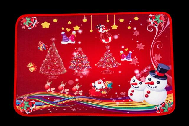 Rackhams 38.5 x 59cm Christmas Doormat with Soft Non-Slip Backing for Indoor and Outdoor Entrances - image 1