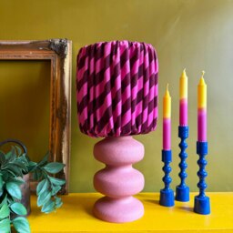 Rackhams Pebble Table Lamp in Coral - thumbnail 4