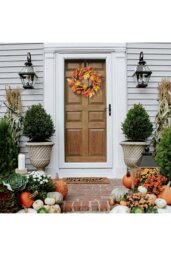 Rackhams 45cm Artificial Fall Wreath for Front Door with Hook & Light Maple Leaf Berry Rattan Ring Wreath - Orange - thumbnail 3