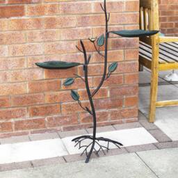 Rackhams Ornamental Free Standing, Weather Resistant, Easy Assemble Bird Bath and Feeder - thumbnail 4