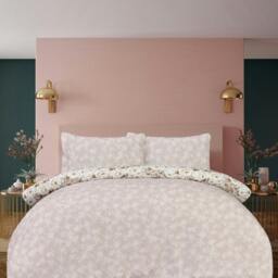 Rackhams Luxury Soft Reversible Elegant Blooms Duvet Cover & Pillowcases - Blush Pink - King (220cm x 230cm) - thumbnail 2