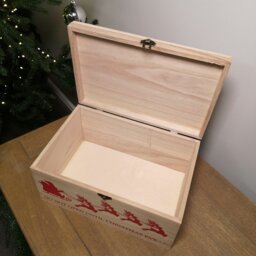 Rackhams 30cm Wooden Christmas Eve Gift Box with Personalisable Name Plate - thumbnail 6