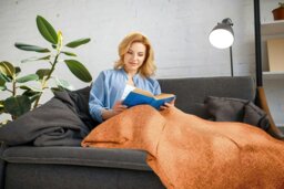 Rackhams Darcy Tassel Burnt Orange Blanket/Throw - Burnt Orange - 130x150cm - thumbnail 5