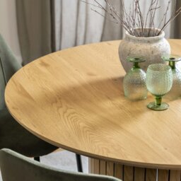 Rackhams Yale Dining Table in Oak Included 4 Ines Dining chair in Olive Green - Brown - No - Brown - thumbnail 4