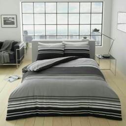 Rackhams Moxie Duvet Cover and Pillowcase Set - Black/White - King (220cm x 235cm) - thumbnail 1