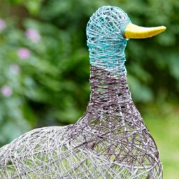 Rackhams Patka the Fat Duck Wire Garden Ornament - Metal - thumbnail 2