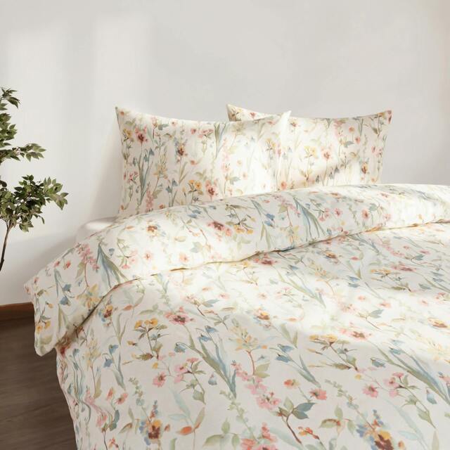 Rackhams Studio Edition Spring Meadow Pearl Duvet Cover Set - Single - image 1