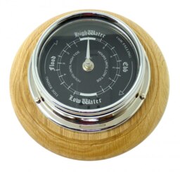 Rackhams Handmade Prestige Tide Clock in Chrome on a Natural stain English Oak Wall Mount - thumbnail 4