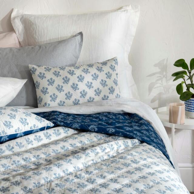 Rackhams Midnight Blue Reversible Floral Print Bedspread - Single - image 1