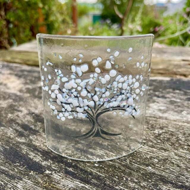 Rackhams Glass Curve – Seasons Collection – Winter White (Handmade Decorative Ornament)