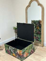 Rackhams Premium Green Floral Large Square Ottoman - Storage Footstool Pouffe UK - 40 x 40 Inches (102 x 102cm) - thumbnail 4