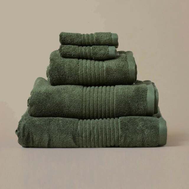 Rackhams Ultrasoft Bamboo Towels - Bath Sheet - Khaki - image 1