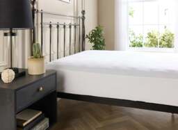Rackhams 5 Star Fitted Sheet - White - King - thumbnail 3