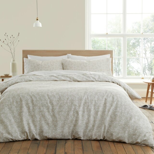 Rackhams Shadow Leaves 200 Thread Count Cotton Reversible Duvet Cover Set - Double - Natural - image 1