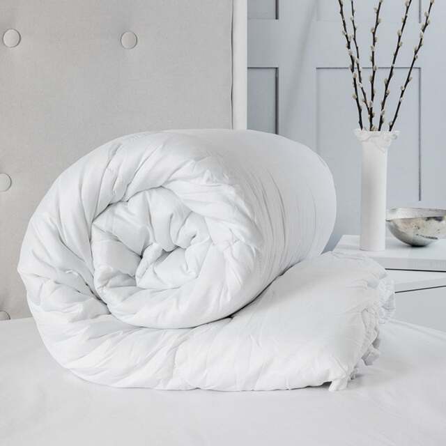 Rackhams 4 Season 3 in 1 All Season Duvet (9.0 + 4.5 Tog ) Detachable Soft Touch Microfibre Duvet - Double - image 1