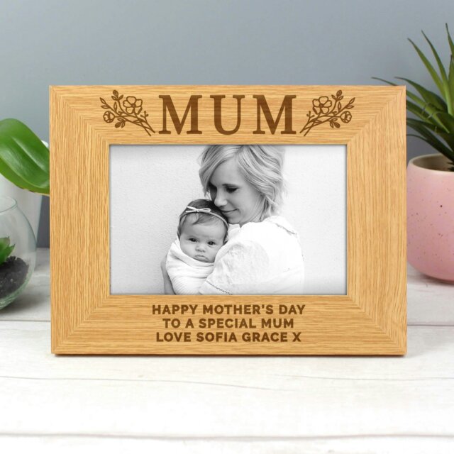 Rackhams Personalised Floral Mum 6x4 Oak Finish Photo Frame - image 1