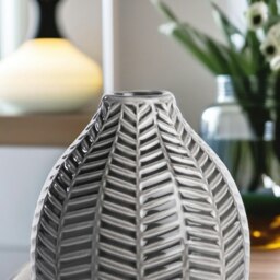 Rackhams Set Of 2 Grey Leaf Ceramic Vase - thumbnail 4