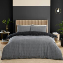 Rackhams Artemis Greek Key Reversible Duvet Cover Set - Black - Double - thumbnail 2