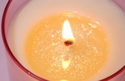 Rackhams Sparkle-nova - Glitter Bomb™ Luxury Gift Candle in Bergamot, Cedar and Rose 230g - thumbnail 2