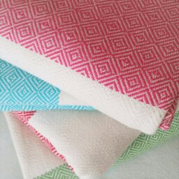 Rackhams Thalia Soft Cotton Hammam Throw - Red on Natural - thumbnail 2