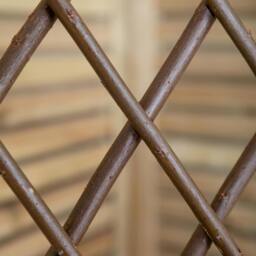 Rackhams 1.8m x 1.2m Large Expanding Garden Willow Trellis Plant Support - thumbnail 5