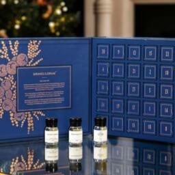 Rackhams Premium Gin Advent Calendar - H30 x W31 x D10cm, 2.5kg - thumbnail 1