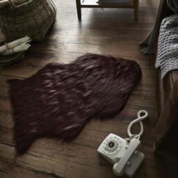 Rackhams Faux Fur Sheep Rug - Wine - Purple - thumbnail 1