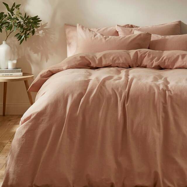 Rackhams Touch of Linen Duvet Cover Set (includes 2 pillowcases 1 for Single) - Single - Powder Pink - image 1