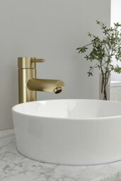 Rackhams Stainless Steel Sink Tap with Single Lever for Washroom and Bathroom - Gold - thumbnail 2