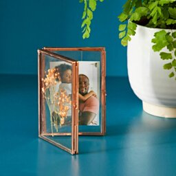 "Rackhams Recycled Glass Folded Double Photo Frame - 6"" x 4"" - Antique Silver" - thumbnail 5