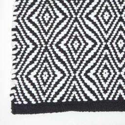 Rackhams Trance Black and White Diamond Pattern Recycled Fibre Rug - 150 cm Round - thumbnail 4