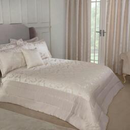 Rackhams Duchess Bedspread Cream - thumbnail 2