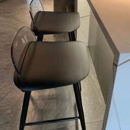 Rackhams Yves Nordic Bar Stool, Woonden Leg - White (with clear back) - 78cm - thumbnail 4