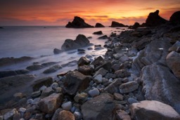 Rackhams Jurassic Sunset - Framed Print 30 x 20 inch - thumbnail 4