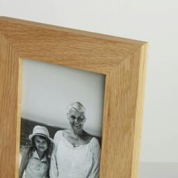 "Rackhams Solid Oak Hinged Double Picture Frame - For 6x4"" or 7x5"" Photos - For 6""x4"" photos + Prints" - thumbnail 4