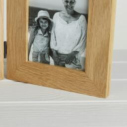 "Rackhams Solid Oak Hinged Double Picture Frame - For 6x4"" or 7x5"" Photos - For 6""x4"" photos + Prints" - thumbnail 2