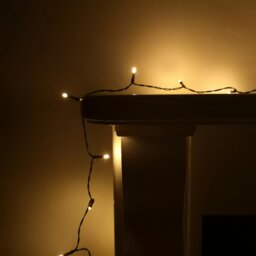 Rackhams 400 LED 40m Premier Christmas Indoor Outdoor Multi Function Battery Operated String Lights with Timer in Vintage Gold - thumbnail 2