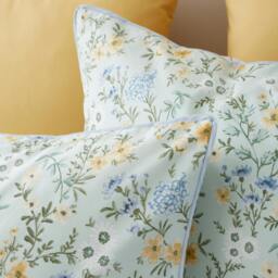 Rackhams Ditsy Floral 200 Thread Count Cotton Reversible Duvet Cover Set Green - Double - Green - thumbnail 4