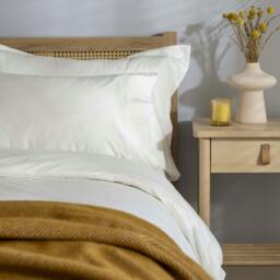 Rackhams White 500 Thread Count Egyptian Cotton Duvet Cover - Double - thumbnail 2