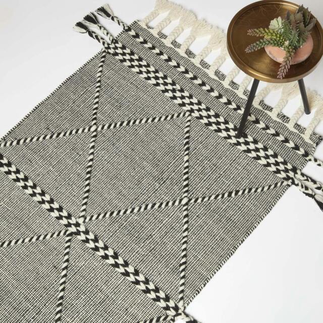Rackhams Edessa Black & White Kilim Wool Rug - 90 x 150 cm - image 1