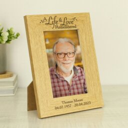 Rackhams Personalised Memorial 6x4 Wooden Photo Frame - thumbnail 4
