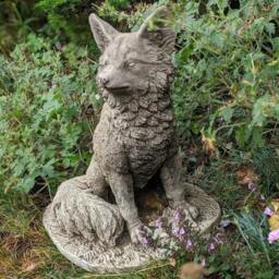 Rackhams Sitting Fox Stone Fairy Garden Ornament Animal Statue - thumbnail 2