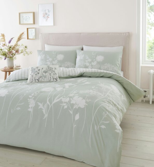 Rackhams Meadowsweet Floral Reversible Duvet Cover Set - Green - Single - image 1