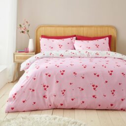 Rackhams Seersucker Heart Duvet Cover Set - White / Red - Single - thumbnail 2